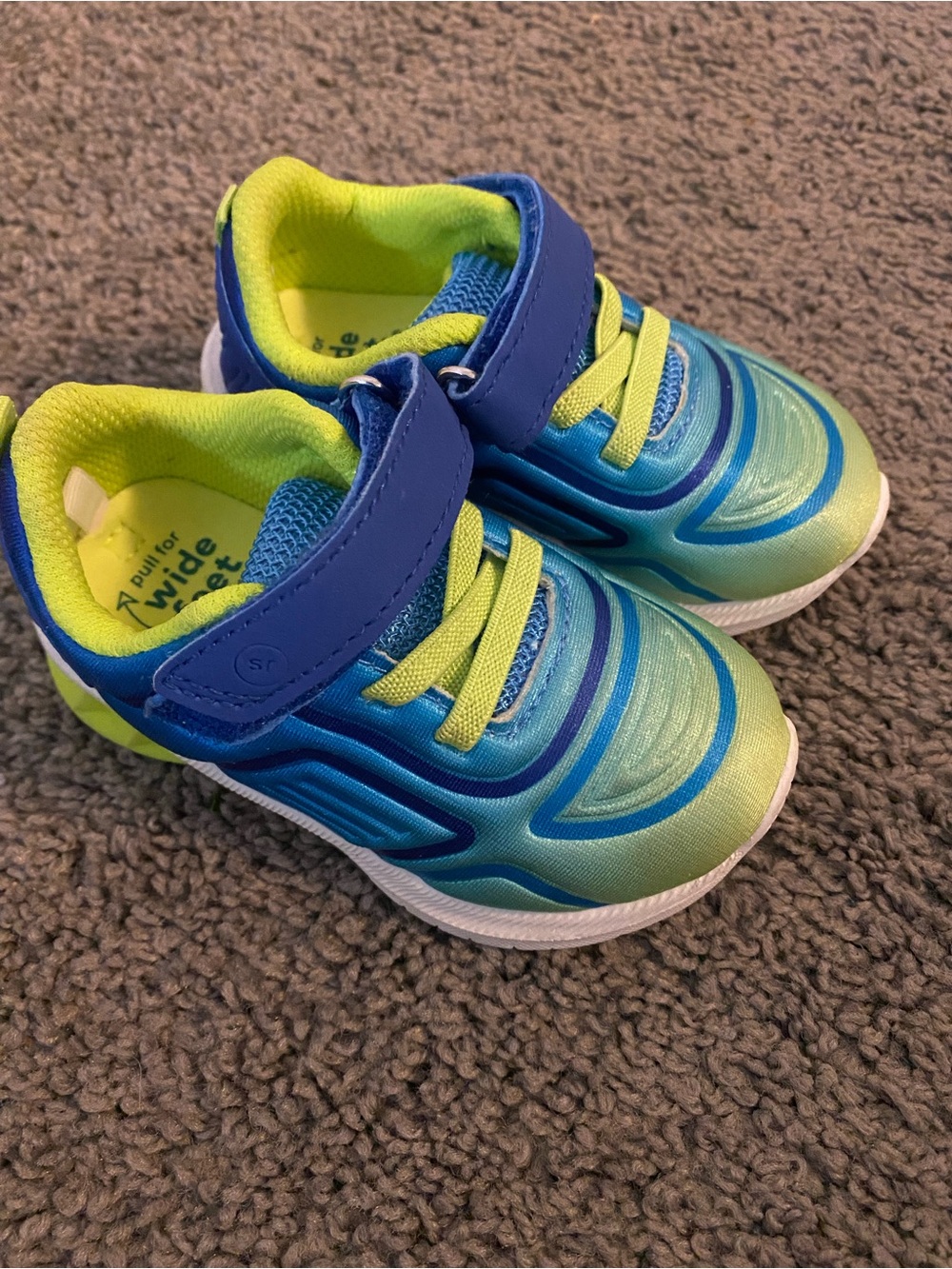Stride Rite Boys Blue and Lime Athletic Sneakers